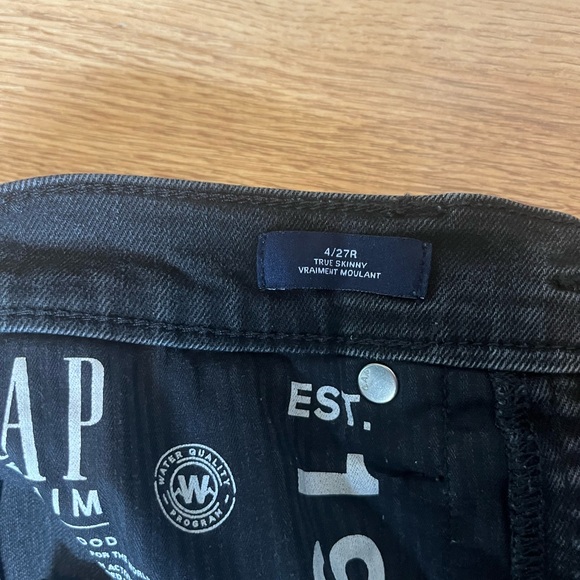 Gap Skinny Jeans - Picture 5 of 5